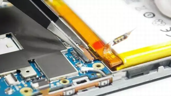 Disconnect the LCD cable