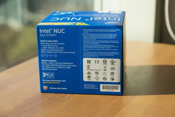 Intel NUC5i7RYH