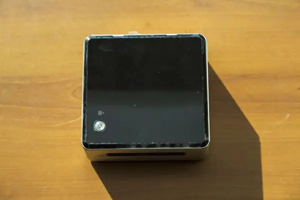 Intel NUC5i7RYH