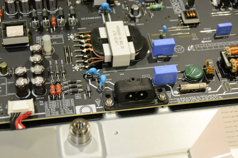 60-inch Xiaomi TV 3 circuit board
