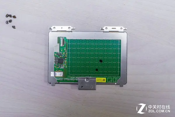 Lenovo Yoga 900 touchpad