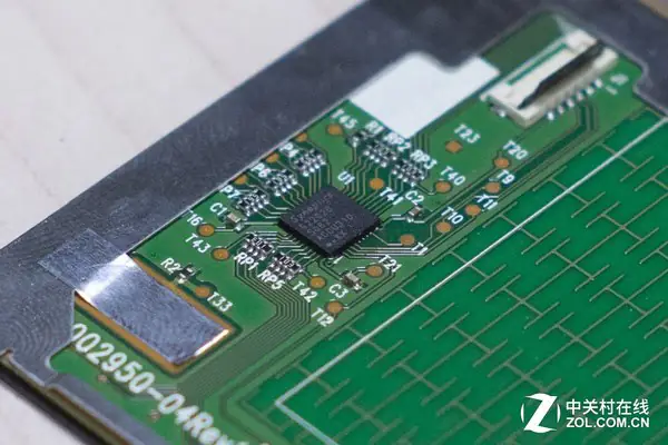 Synaptics touch chip