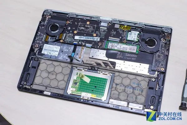 Close-up of the Lenovo Yoga 900 after removing the battery