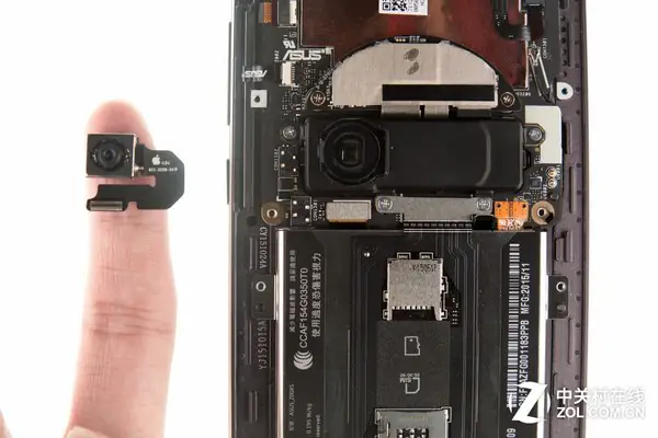 Asus ZenFone Zoom rear camera