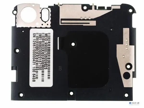Antenna bracket