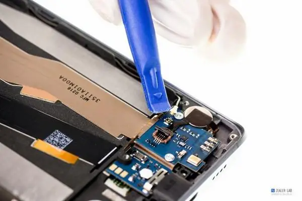 Disconnect the RF antenna