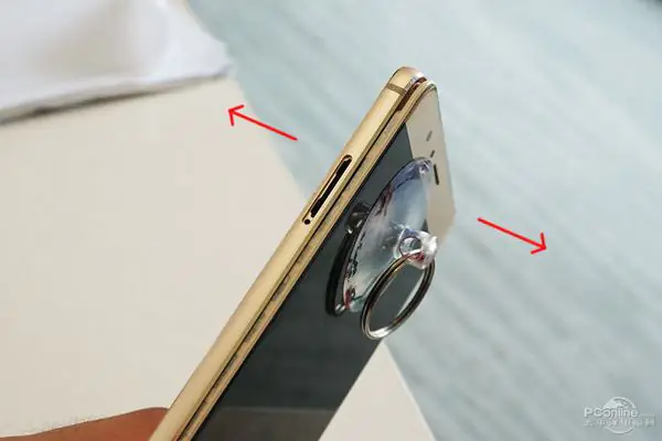 Lift the display assembly a little bit with a suction cup