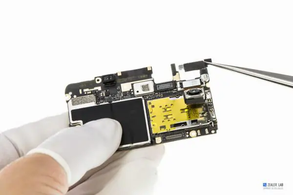 Remove the rear camera and the front camera