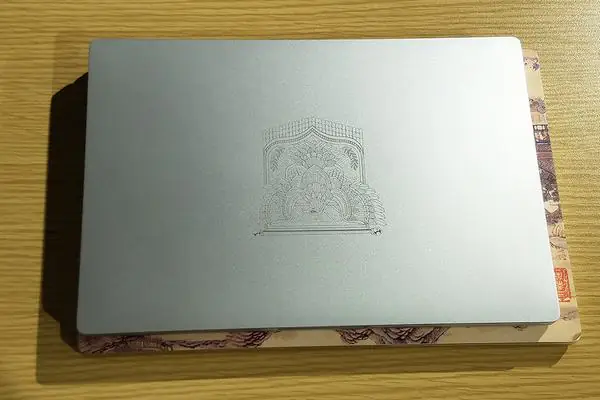 12.5-inch Notebook Air