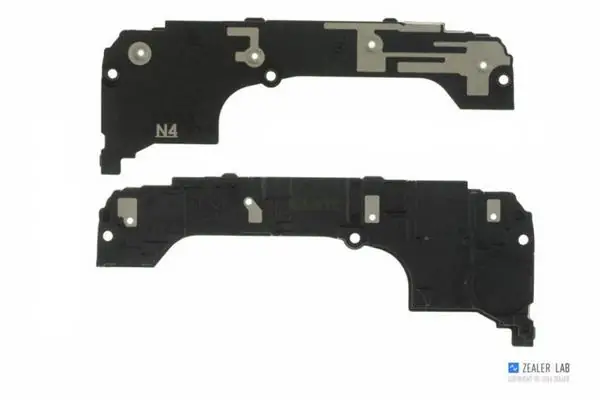 Antenna bracket
