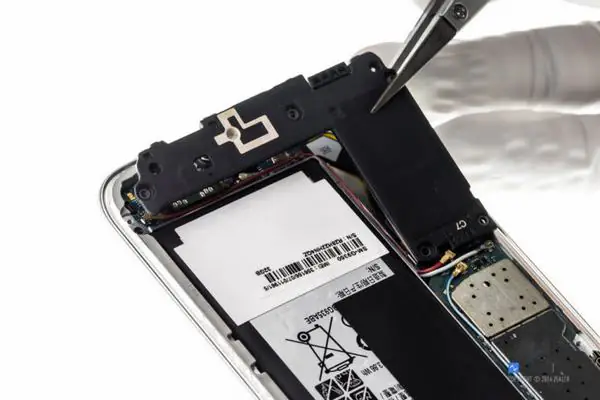 Remove the speaker module