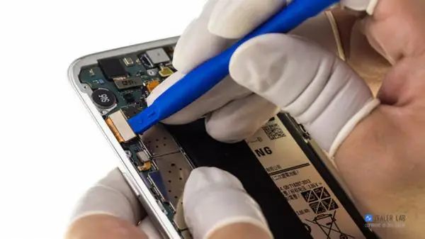 Disconnect the display video cable