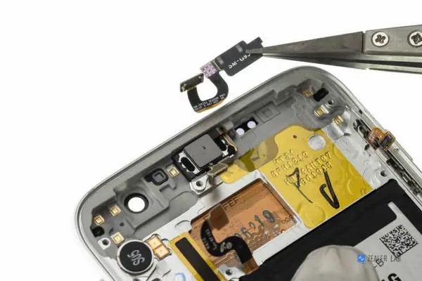 Remove the light distance sensor