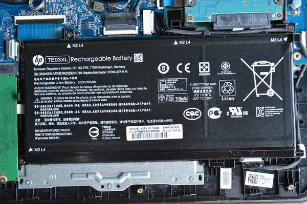 HP Omen 15-ax000 battery