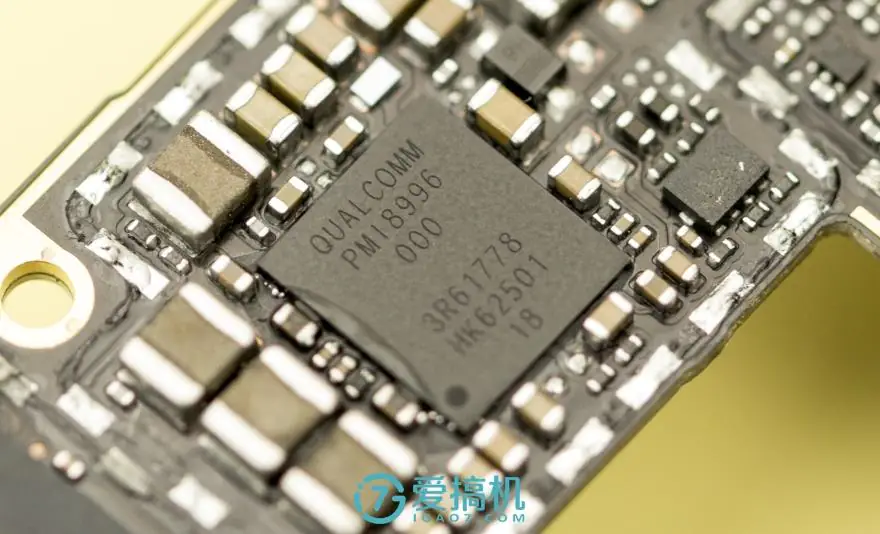 Qualcomm PMI8996 Power Management IC