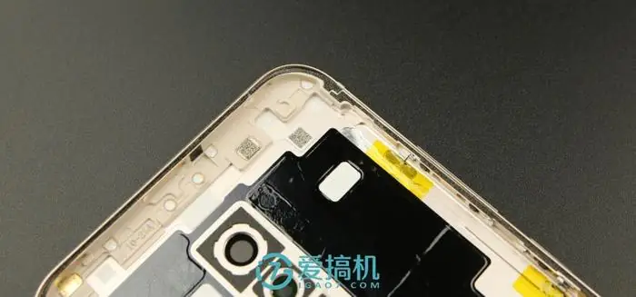 Vivo Xplay6 back cover