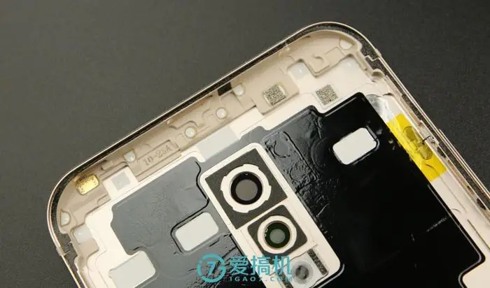 Vivo Xplay6 back cover