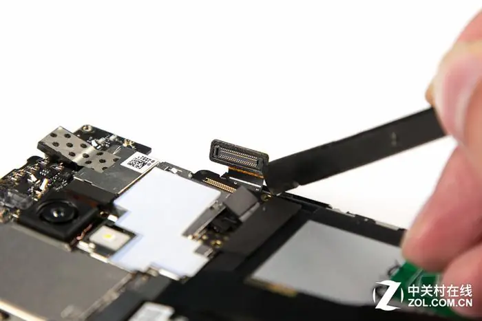 Disconnect the LCD cable