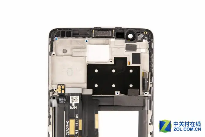 OnePlus 3T roll cage