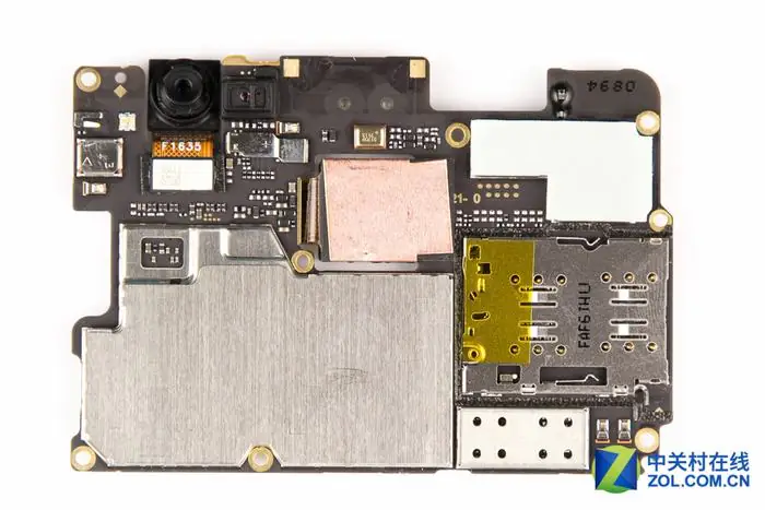 OnePlus 3T motherboard