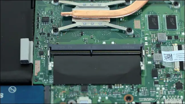 ASUS UX410UQ RAM slot