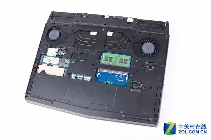 Close-up of the Alienware 13 R3 after removing the bottom cover