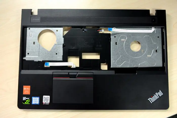 Lenovo ThinkPad E570 palm rest