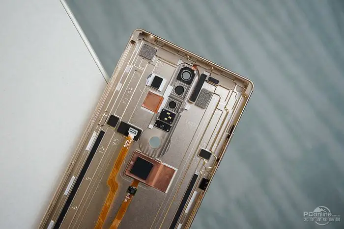 Lenovo Phab 2 Pro back cover