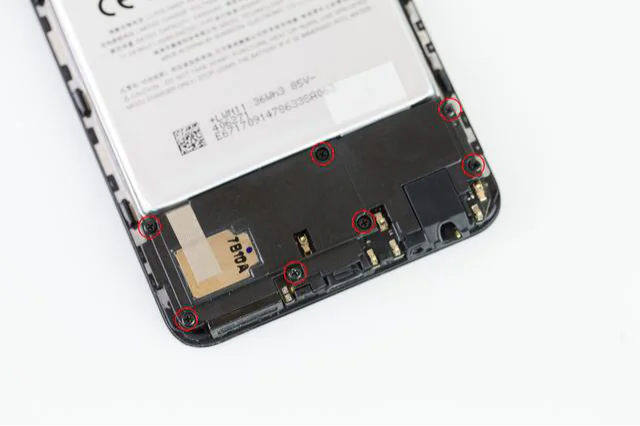 Remove the screws on the charge socket