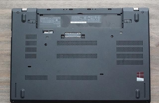 Lenovo ThinkPad T470 Disassembly (SSD, RAM, HDD Upgrade Otions)