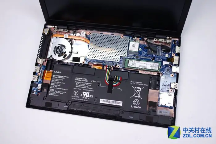 VAIO VJS131 internal structure