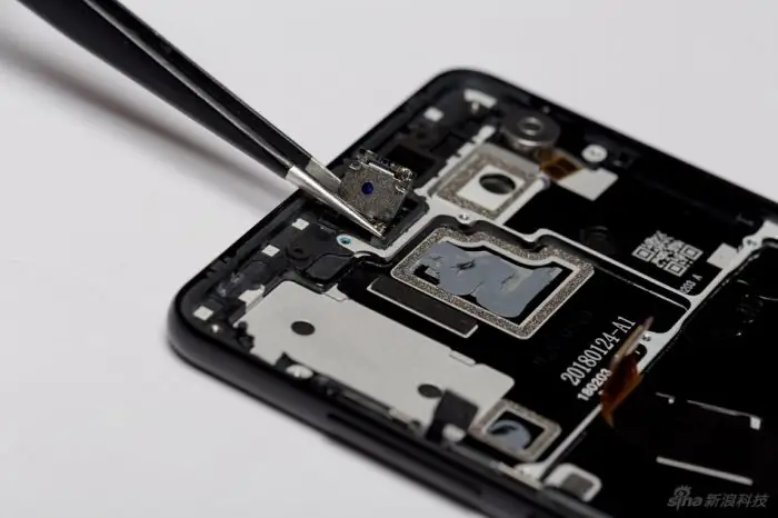 Xiaomi Mi MIX 2S earphones