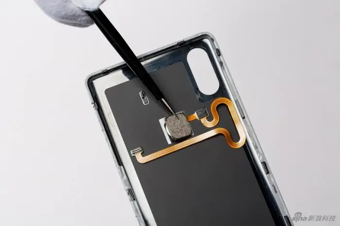 Xiaomi Mi MIX 2S fingerprint reader