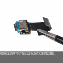 HTC U12+ USB Type-C port