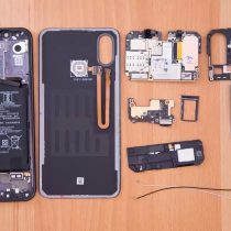 Xiaomi Mi 8 internal components