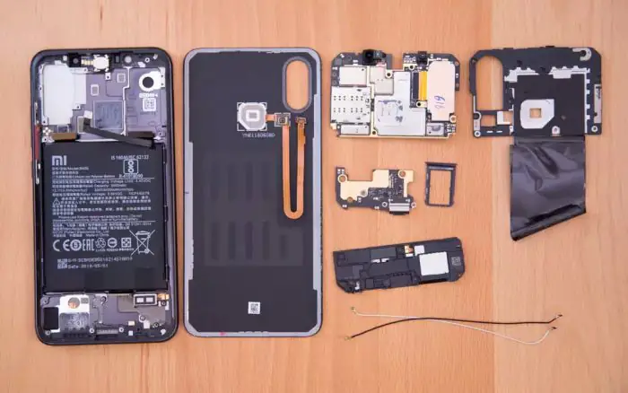 Xiaomi Mi 8 internal parts