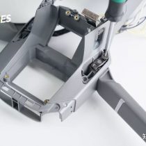 Remove the front axis