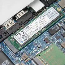 Remove the SSD