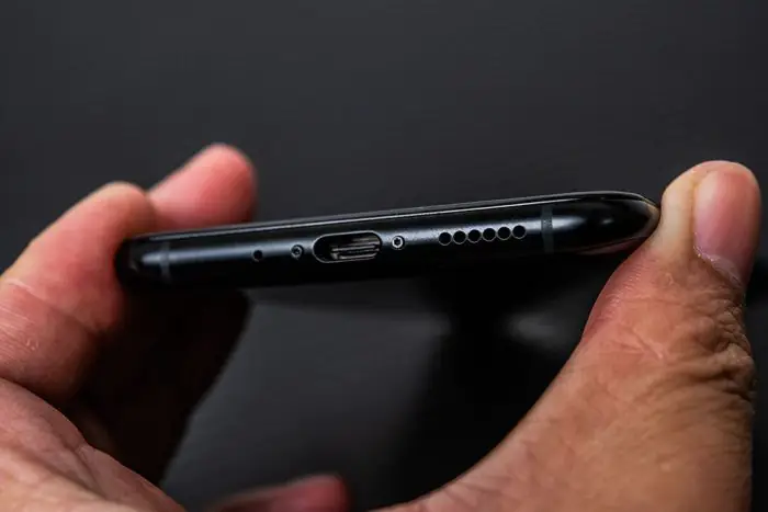 Glass back cover