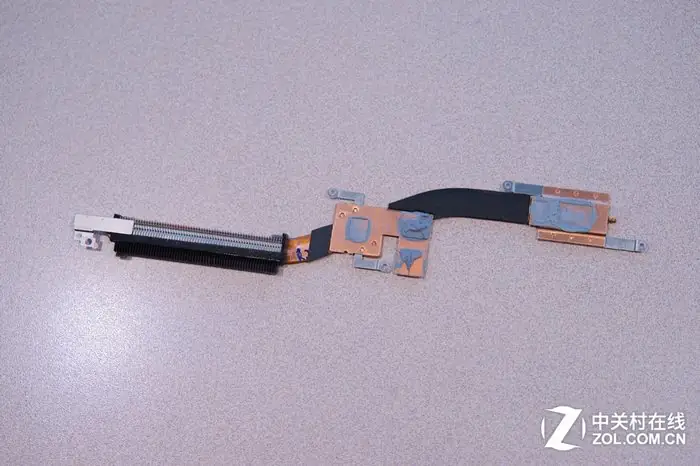 Asus ZenBook 14 UX433FA heatsink