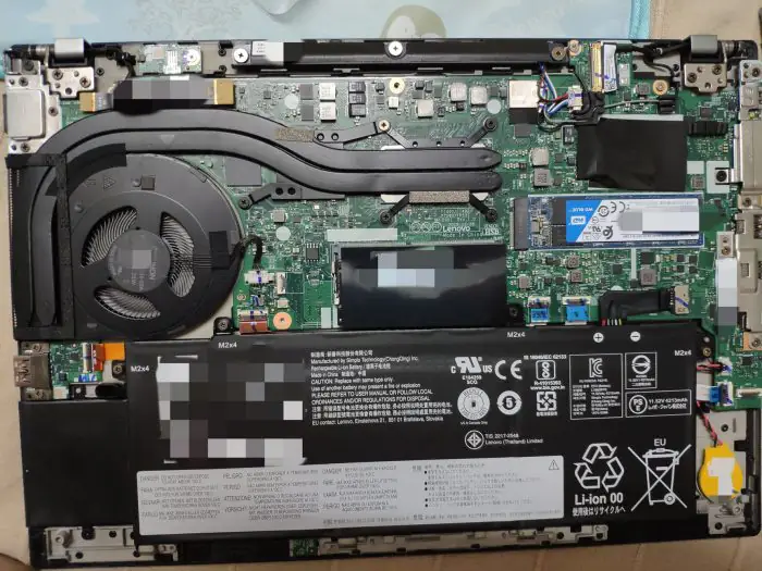 Lenovo ThinkPad T490 interior structure