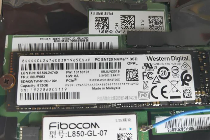 Lenovo ThinkPad X1 Carbon Gen 7 M.2 SSD