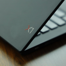 Lenovo ThinkPad X1 Carbon Gen 7 Appearance