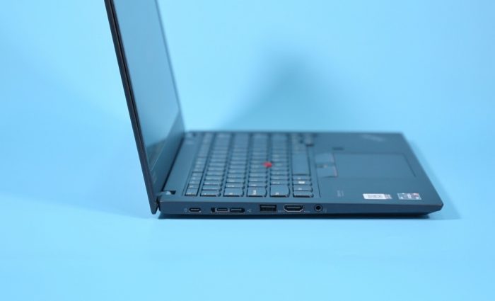 ThinkPad X13 left ports