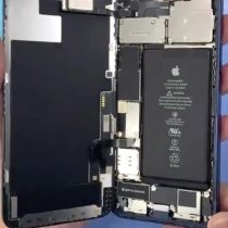 iPhone 12 teardown