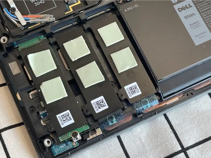 Dell Precision 7750 M.2 SSD slots