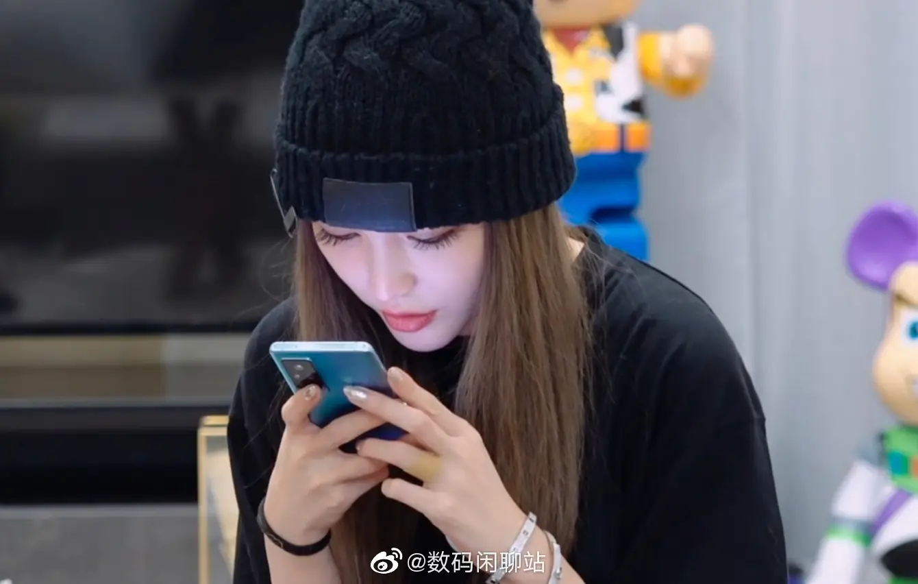 Vivo X60 Live Images (3)