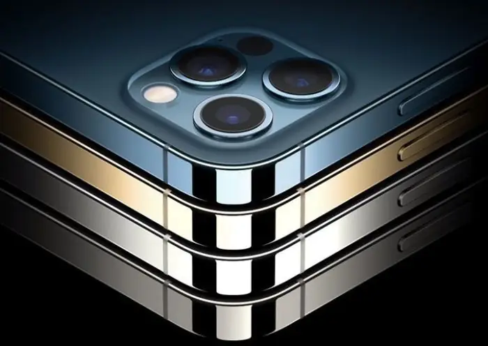 iPhone 12