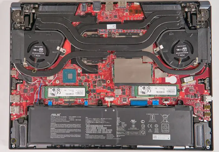 Asus ROG GX550LXS internal picture