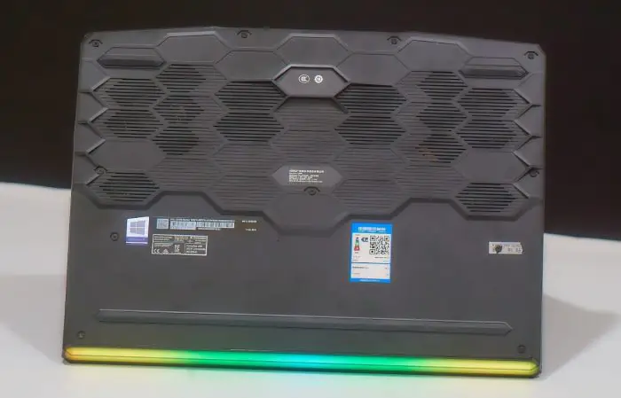 Remove the MSI GE66 bottom cover